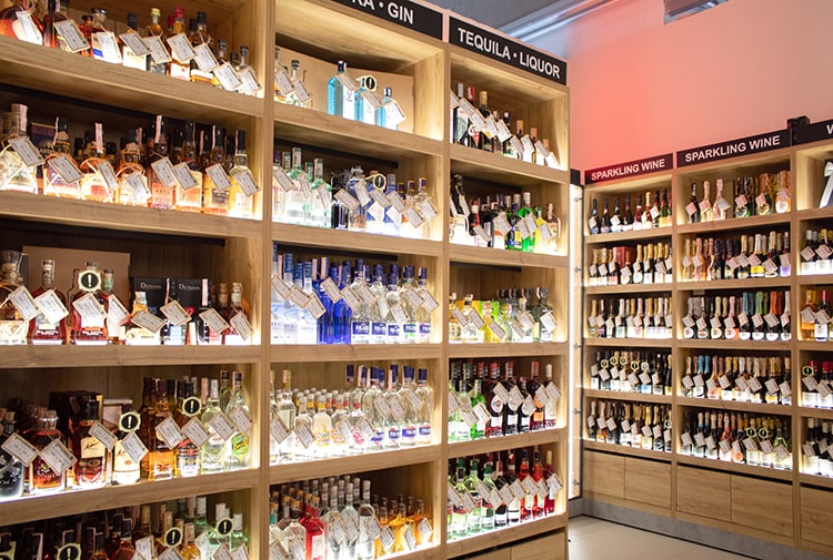 "Wine & Spirits"
